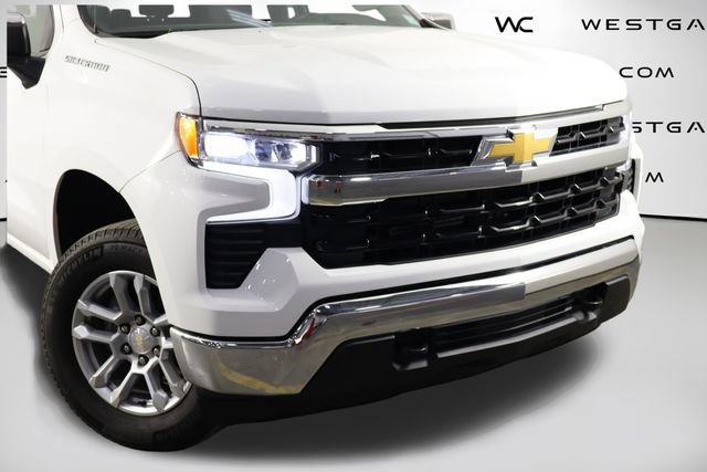 Used 2023 Chevrolet Silverado 1500 LT AWD/4WD image 44