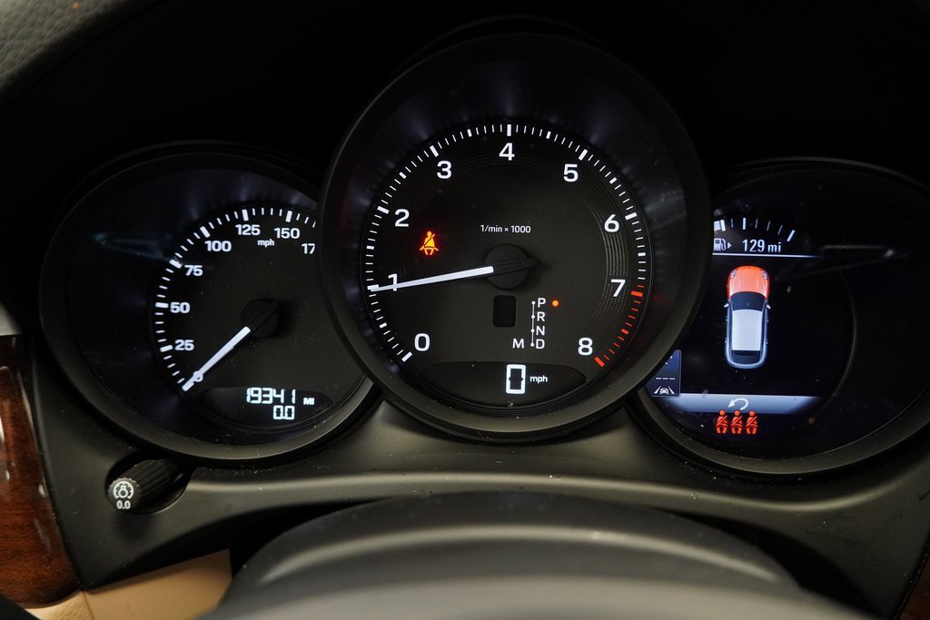 Used 2023 Porsche Macan image 29