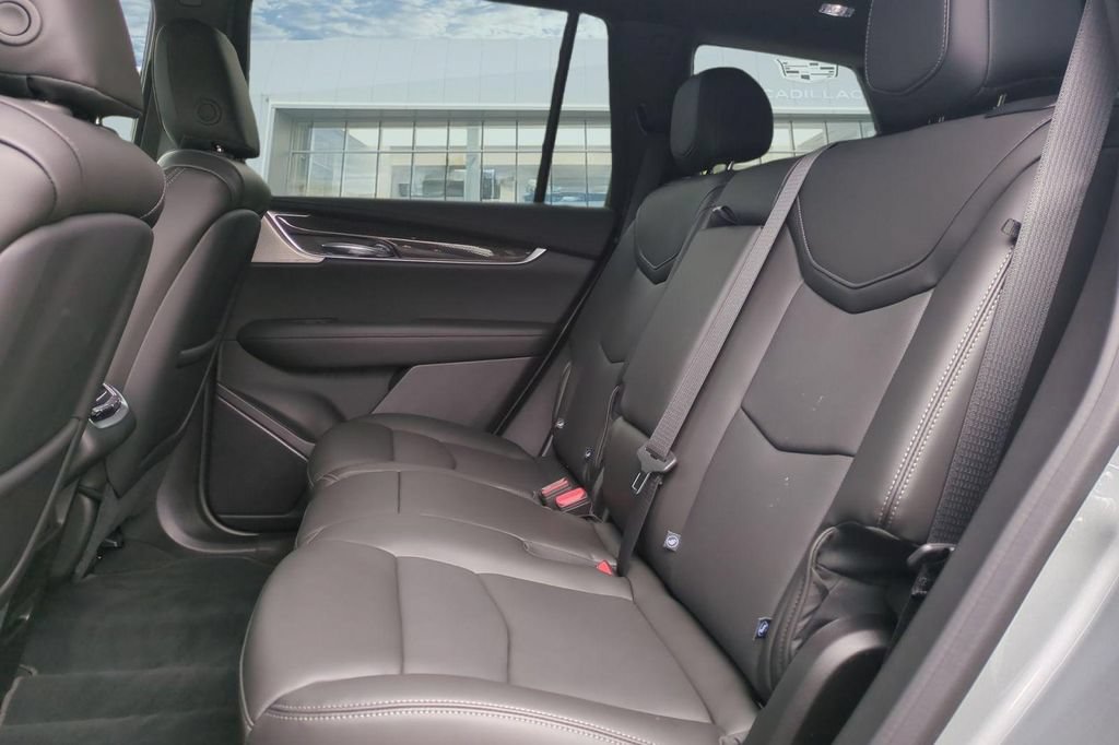 New 2025 Cadillac XT6 Sport AWD/4WD image 21