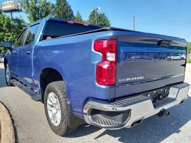 Used 2024 Chevrolet Silverado 1500 LT AWD/4WD image 7