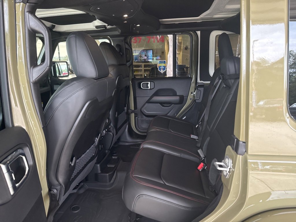 New 2025 Jeep Wrangler Unlimited Rubicon image 16