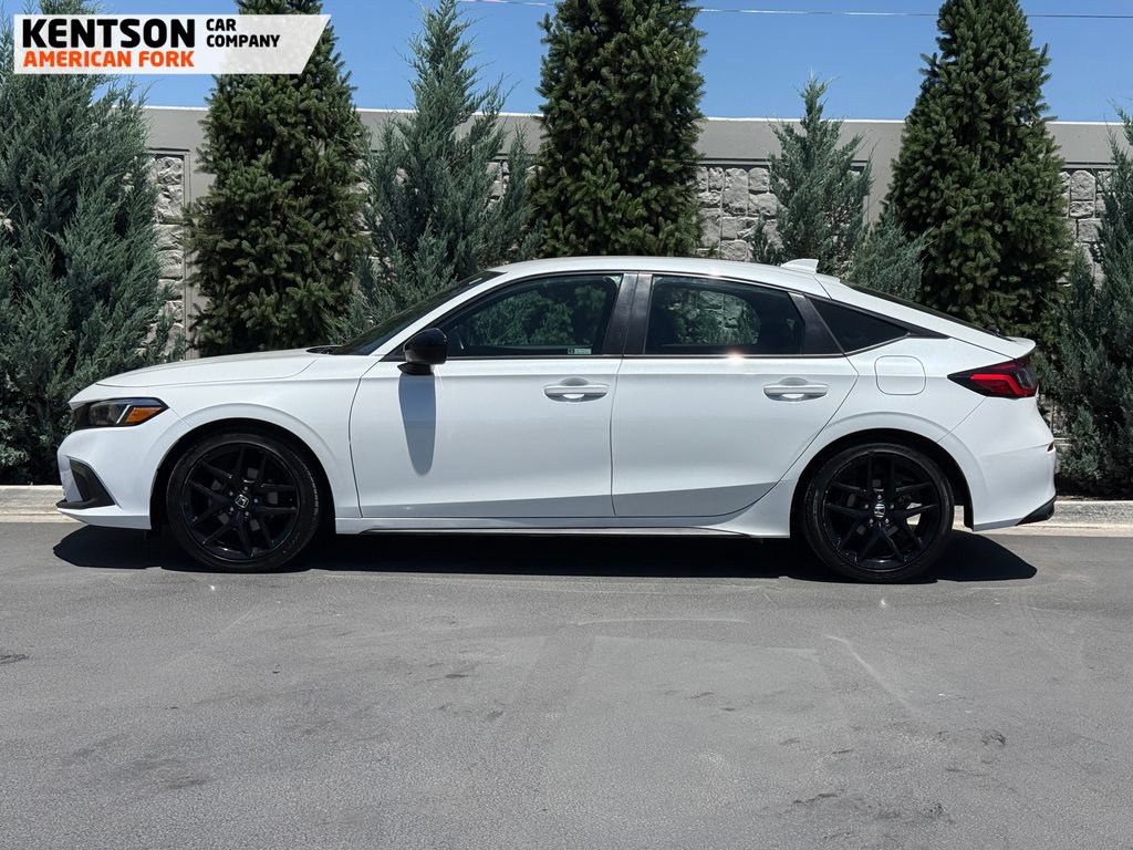 Used 2023 Honda Civic Sport image 4