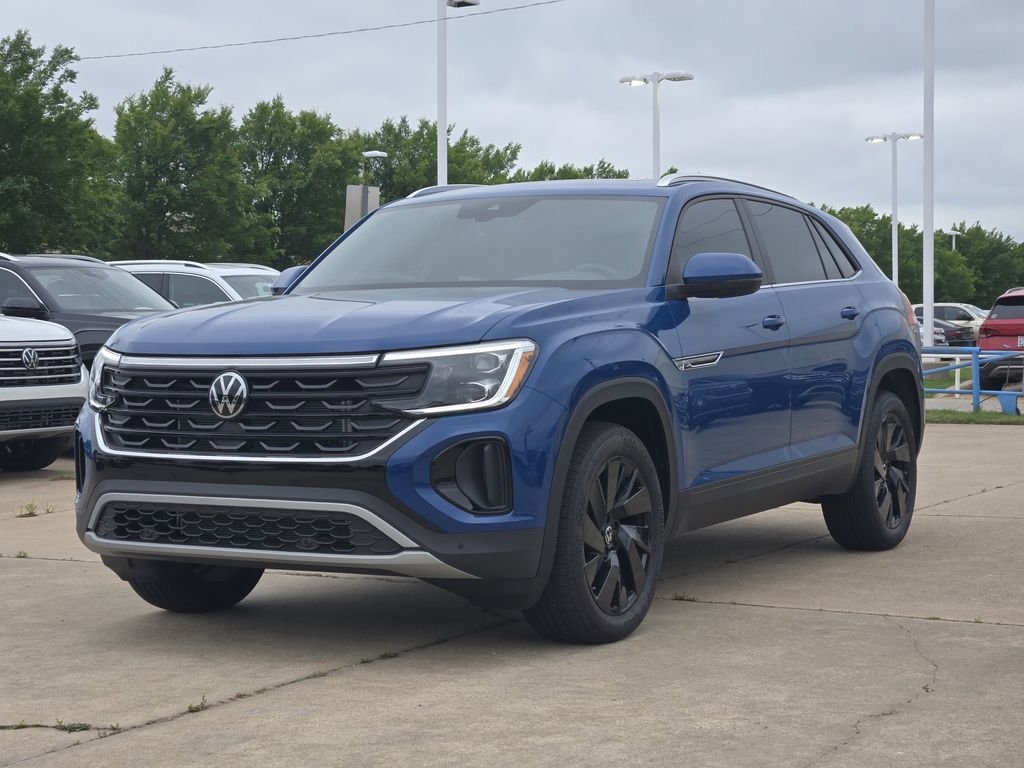 New 2026 Volkswagen Atlas Cross Sport SE AWD/4WD image 2