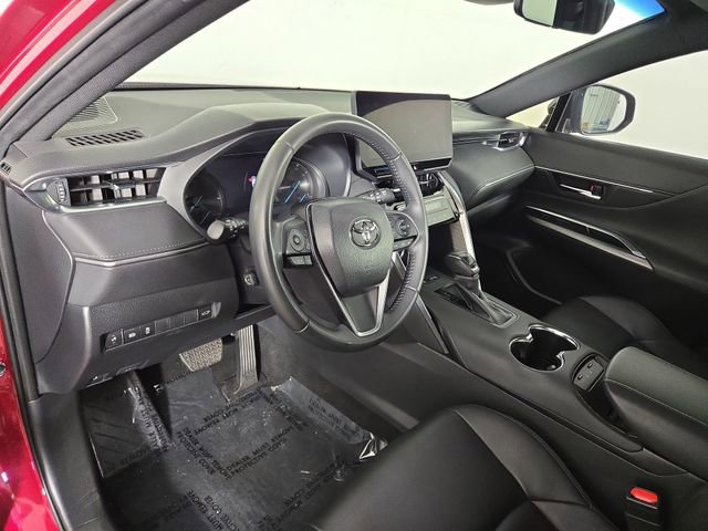 Used 2023 Toyota Venza Nightshade AWD/4WD image 14