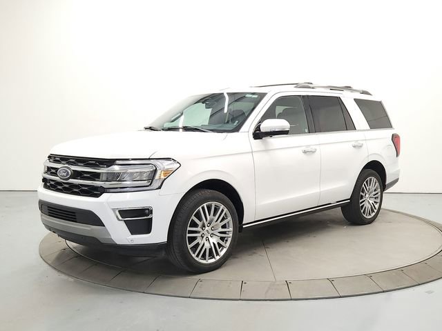Used 2024 Ford Expedition Limited image 3