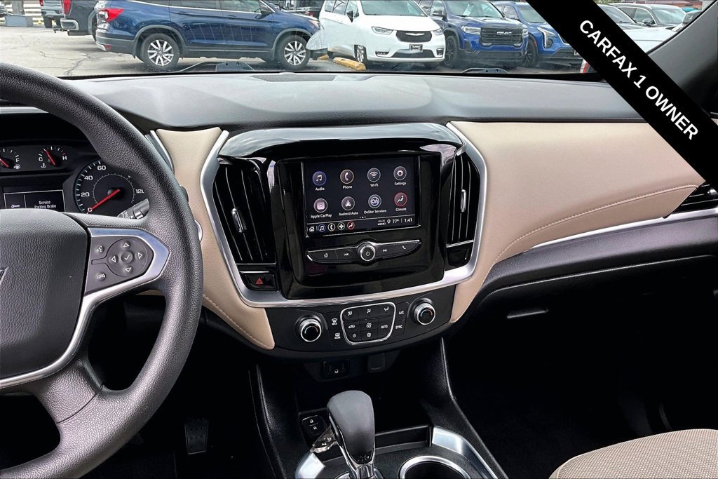 Used 2022 Chevrolet Traverse LS FWD image 13