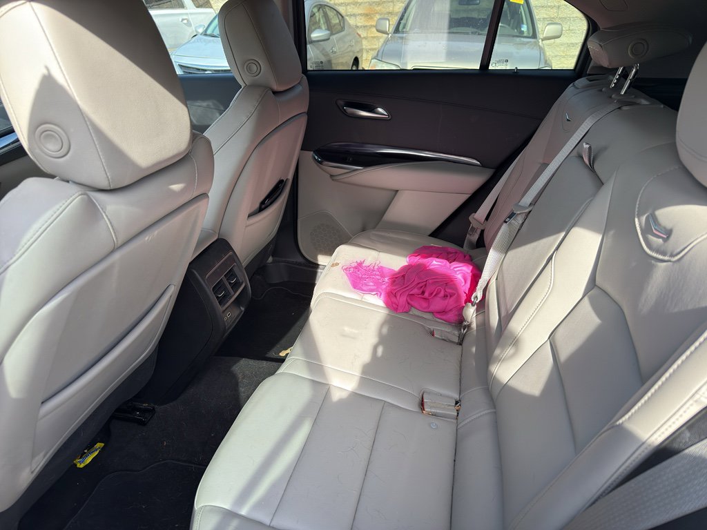 Used 2023 Cadillac XT4 Luxury image 10