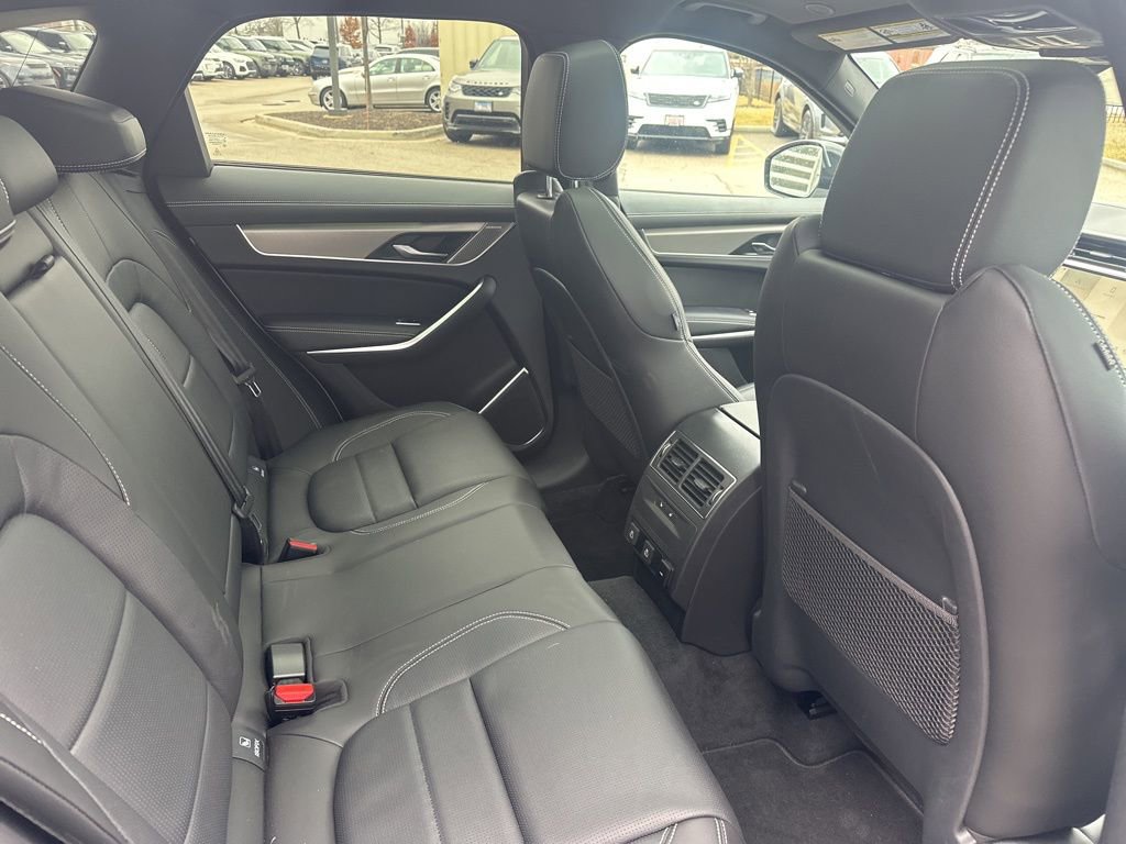 Used 2026 Jaguar F-PACE R-Dynamic S image 10