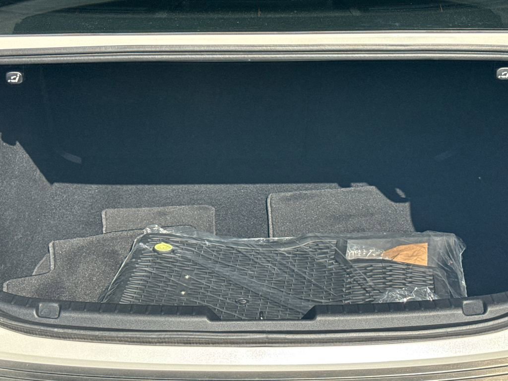 Used 2025 MAZDA MAZDA3 s image 19