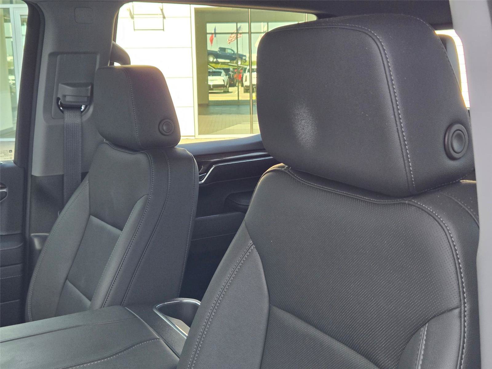 Used 2024 Chevrolet Silverado 1500 LTZ AWD/4WD image 10