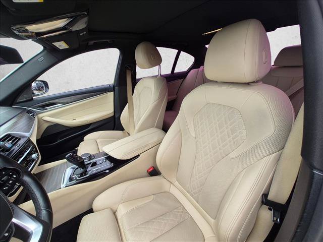 Used 2021 BMW 530i w/ Premium Package RWD image 9