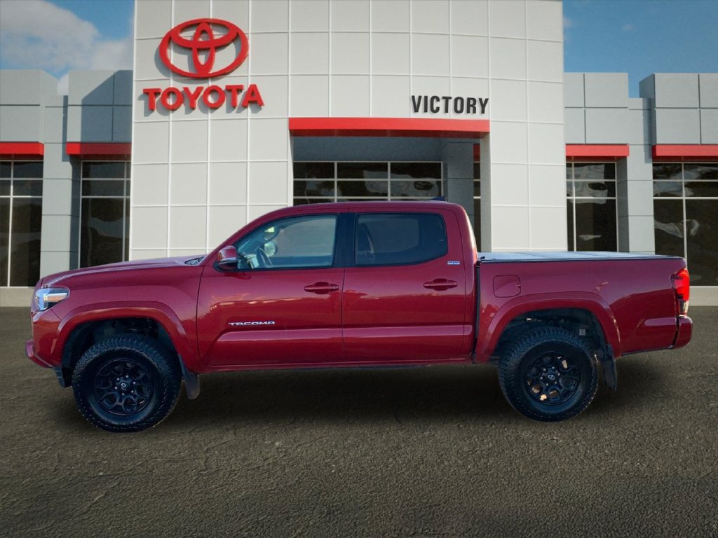 Used 2022 Toyota Tacoma SR5 w/ Technology Package AWD/4WD image 6