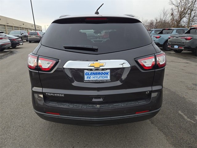 Used 2017 Chevrolet Traverse LT w/ Style and Technology Package image 7