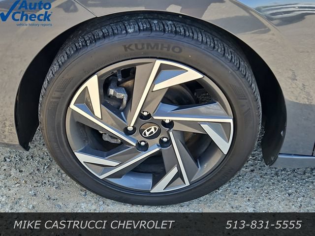 Used 2024 Hyundai Elantra SEL w/ Convenience Package FWD image 9