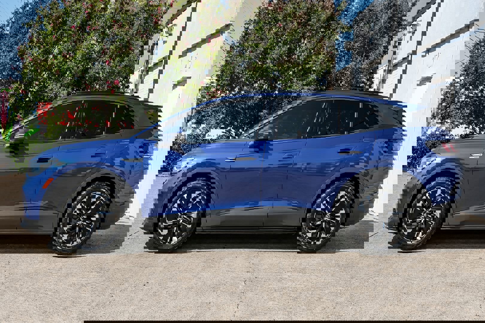 Used 2021 Volkswagen ID.4 Pro S image 14