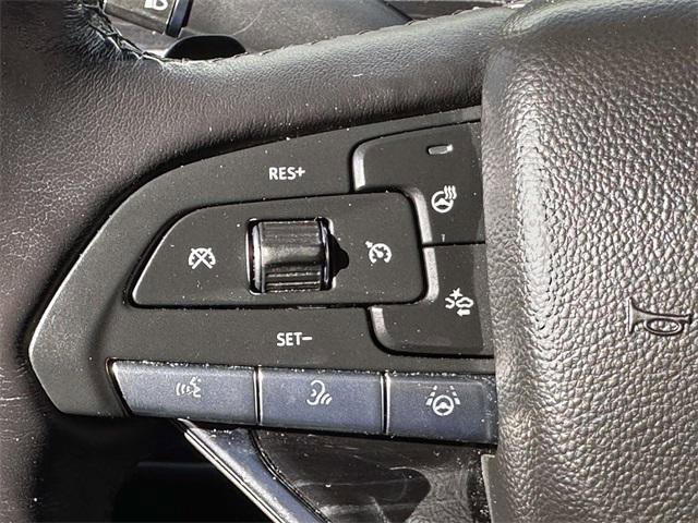 Used 2024 Cadillac Escalade ESV Sport image 24