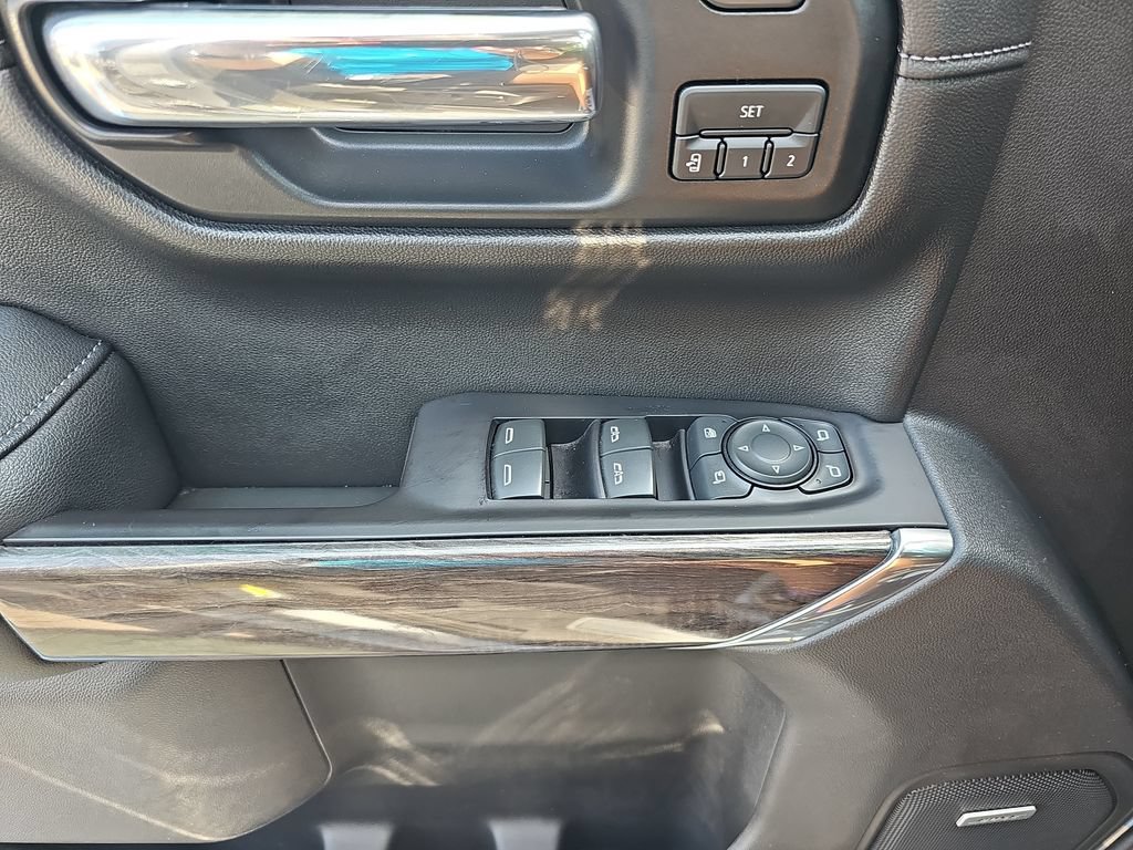 Used 2019 Chevrolet Silverado 1500 LTZ w/ LTZ Plus Package AWD/4WD image 27