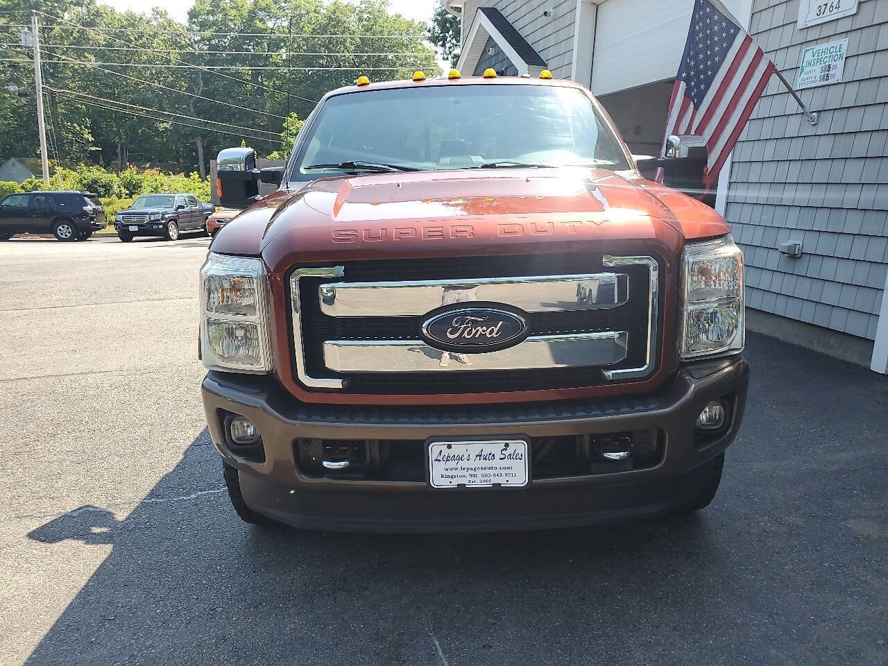 Used 2015 Ford F250 King Ranch w/ King Ranch w/Chrome Package AWD/4WD image 3
