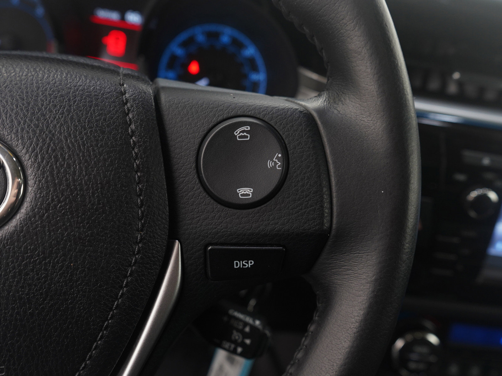 Used 2015 Toyota Corolla S image 25