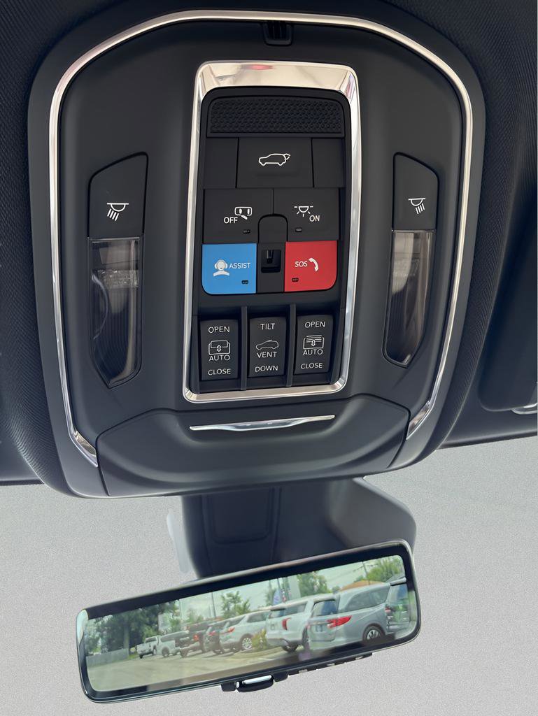 New 2024 Jeep Grand Cherokee Limited 4xe w/ Luxury Tech Group II image 25