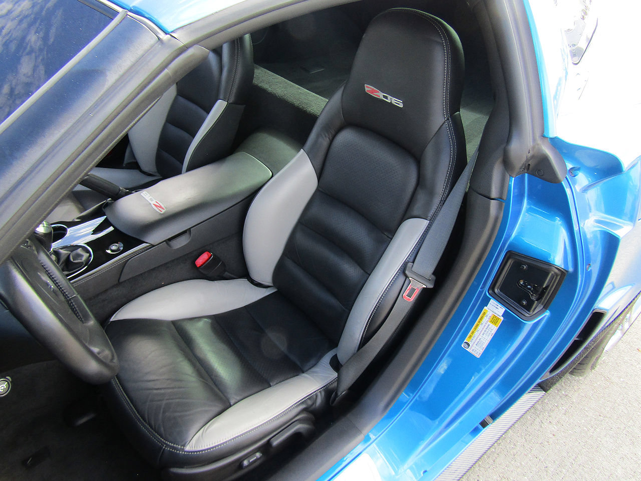 Used 2008 Chevrolet Corvette Z06 RWD image 8
