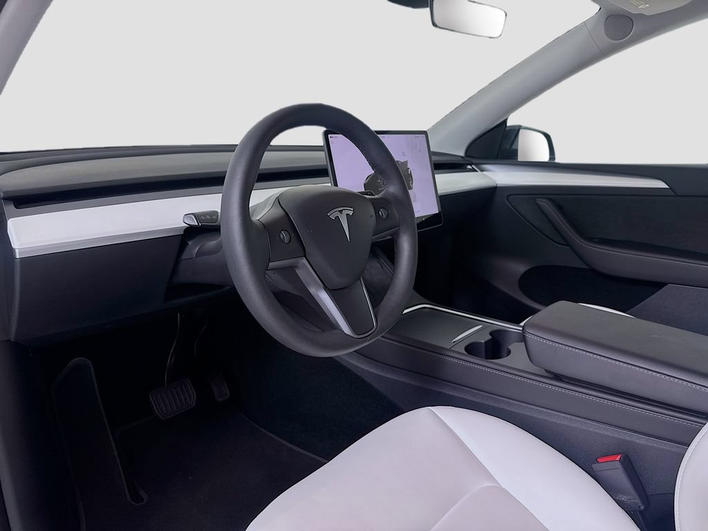 Used 2023 Tesla Model Y Long Range AWD/4WD image 9