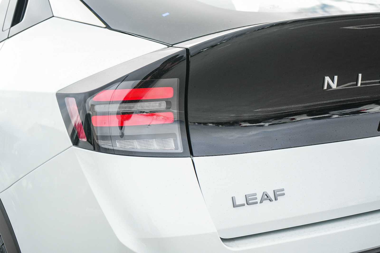 New 2026 Nissan Leaf SV+ FWD image 9
