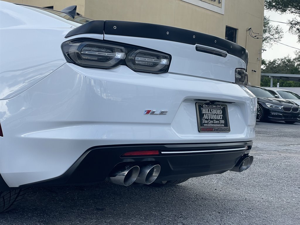 Used 2019 Chevrolet Camaro SS RWD image 29