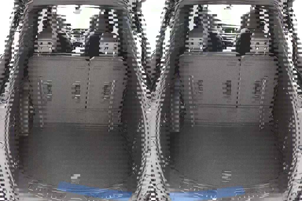 Used 2023 Buick Enclave Essence w/ Experience Buick Package image 30