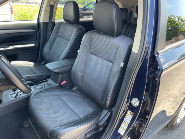 Used 2015 Mitsubishi Outlander SE FWD image 20