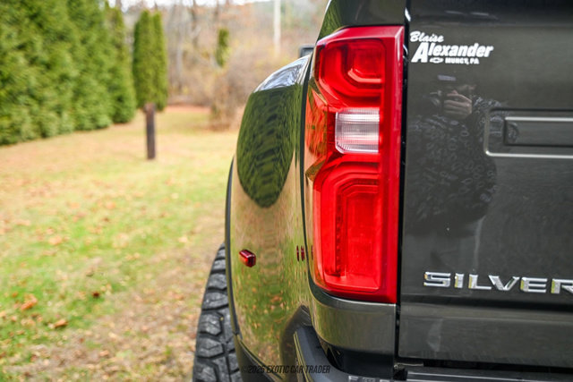 Used 2023 Chevrolet Silverado 3500 High Country image 58