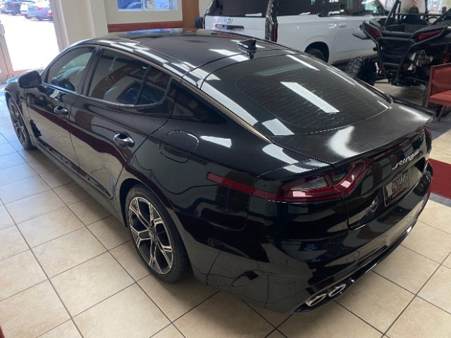 Used 2020 Kia Stinger GT-Line w/ Sun & Sound Package RWD image 3