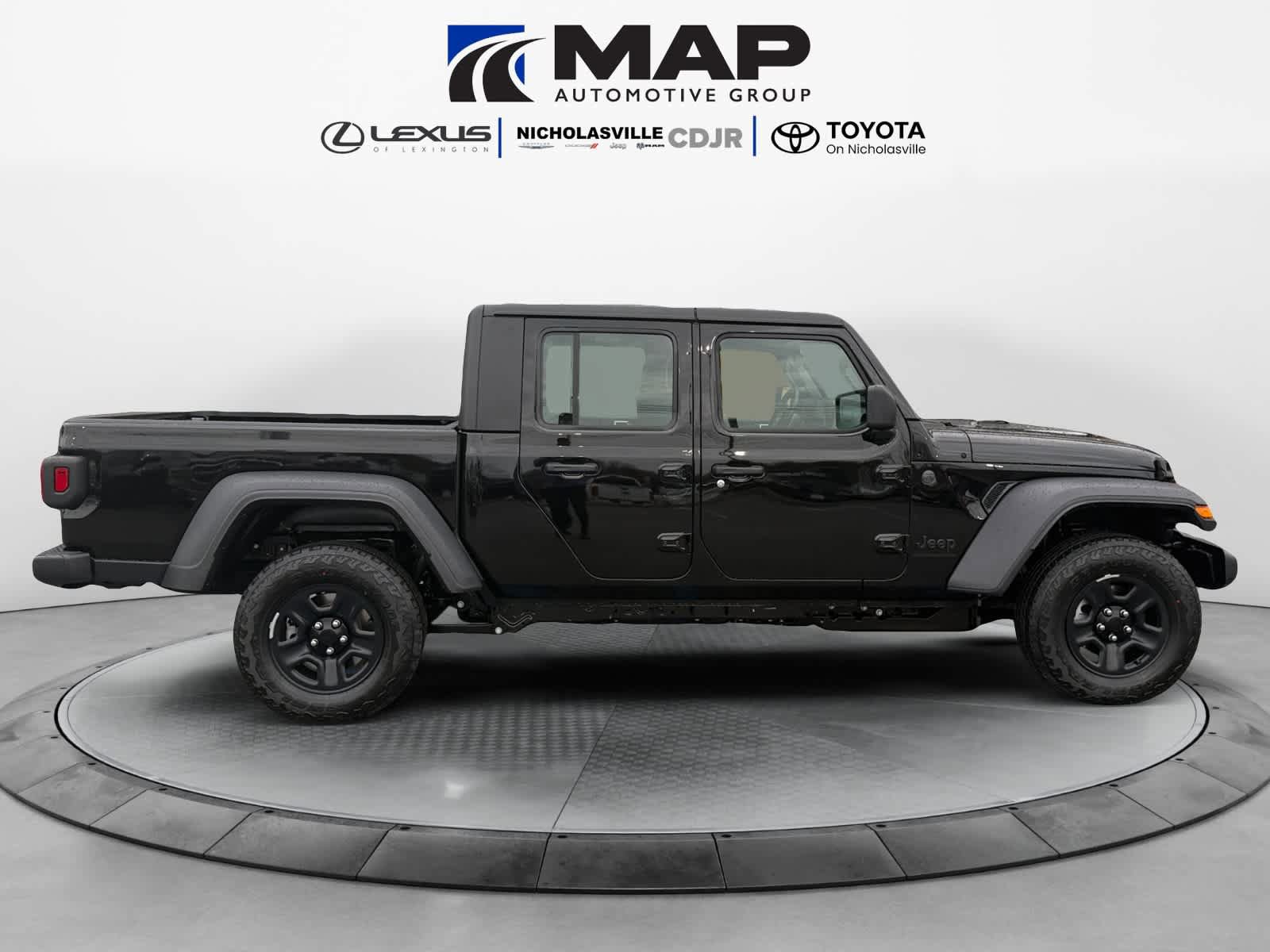 New 2026 Jeep Gladiator Sport image 7
