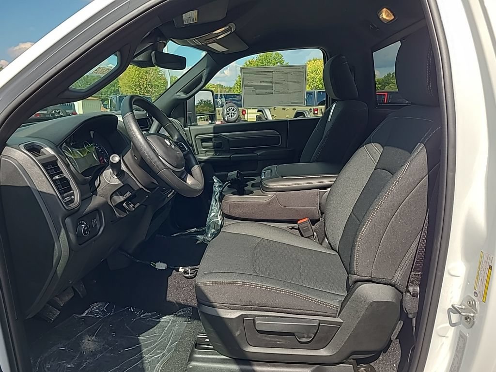 New 2026 RAM 2500 Tradesman AWD/4WD image 12