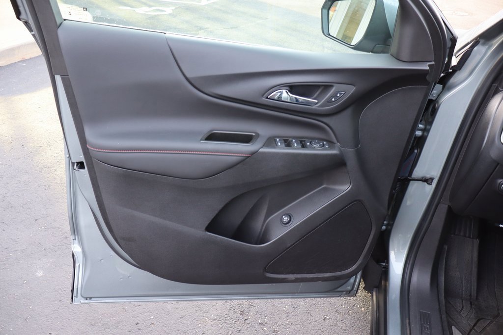 Used 2024 Chevrolet Equinox RS image 20