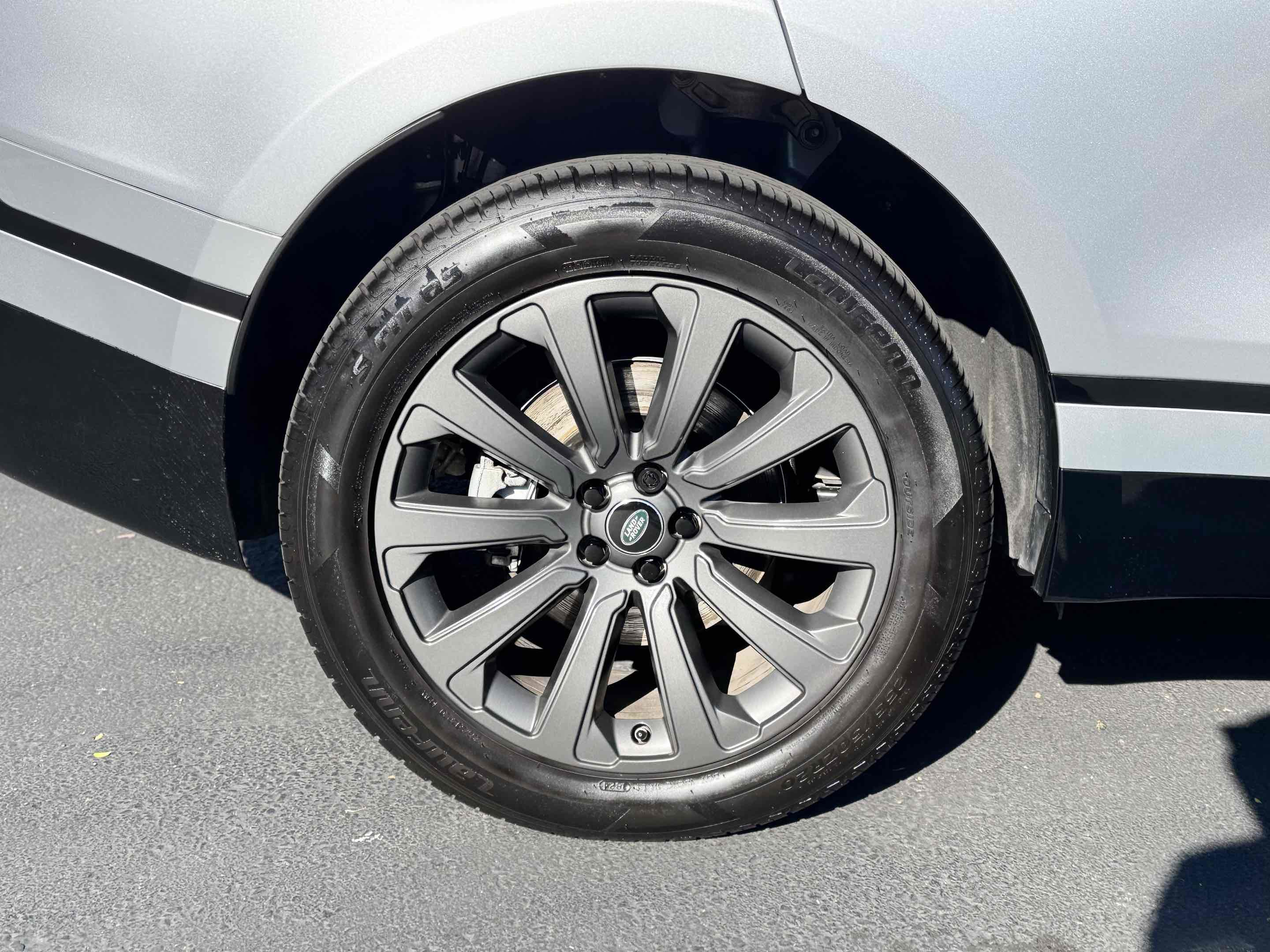 Used 2020 Land Rover Range Rover Velar R-Dynamic S image 51