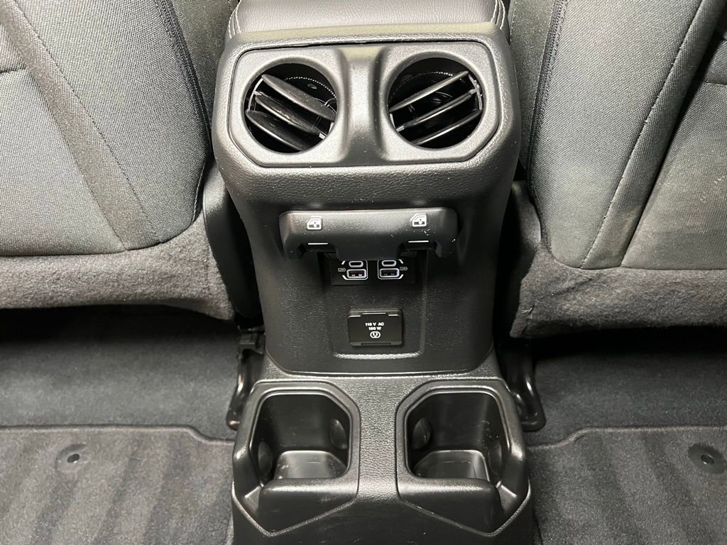 Used 2022 Jeep Wrangler Unlimited Sahara w/ Cold Weather Group image 23