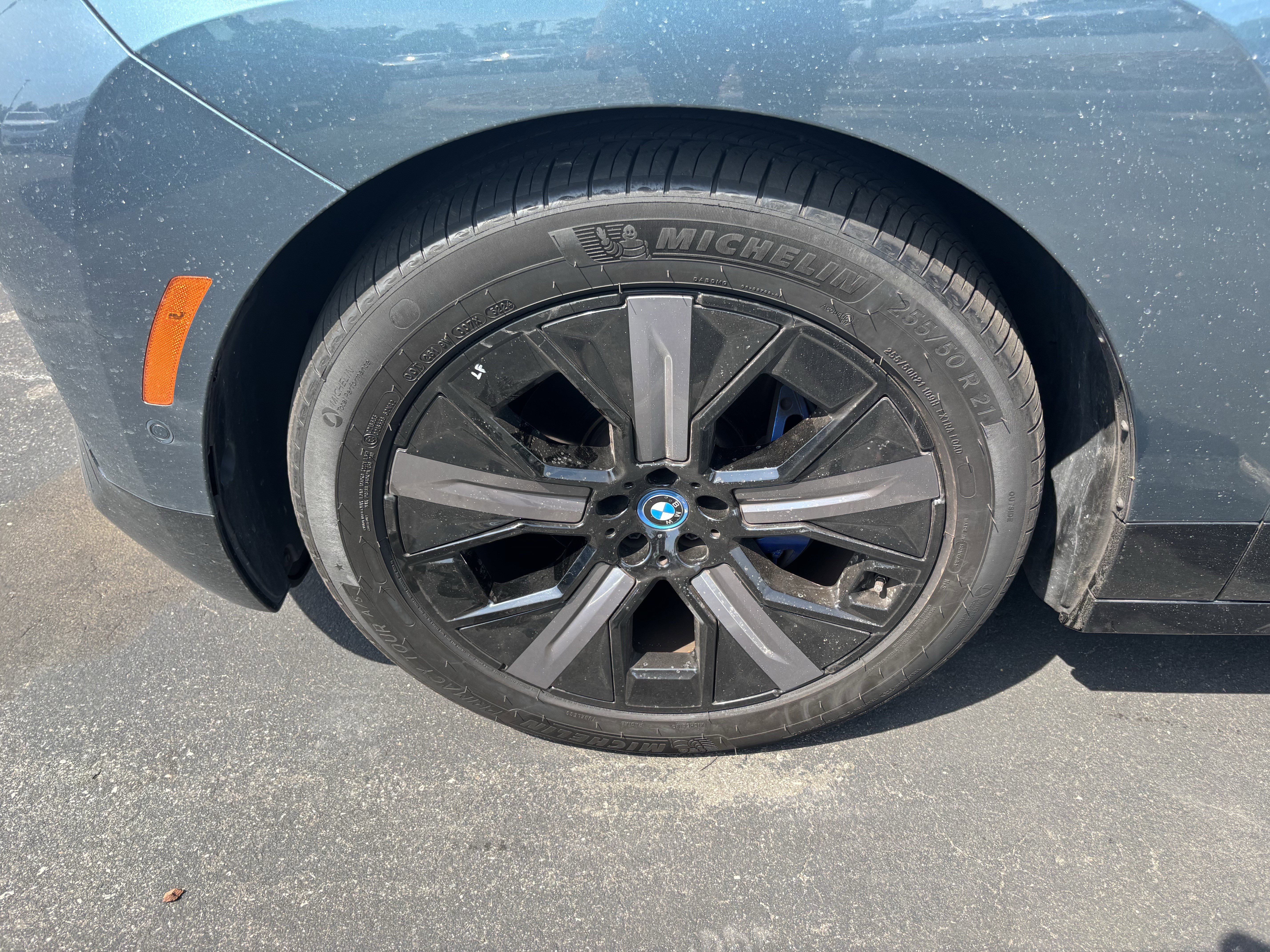 Certified 2023 BMW iX xDrive50 w/ Premium Package AWD/4WD image 26
