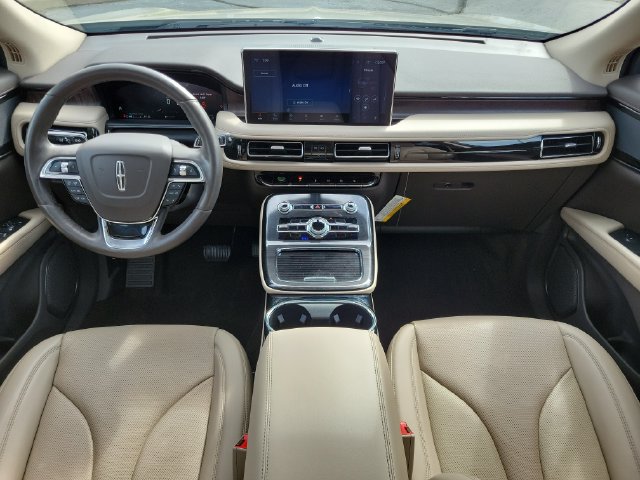Certified 2023 Lincoln Nautilus Reserve AWD/4WD image 26