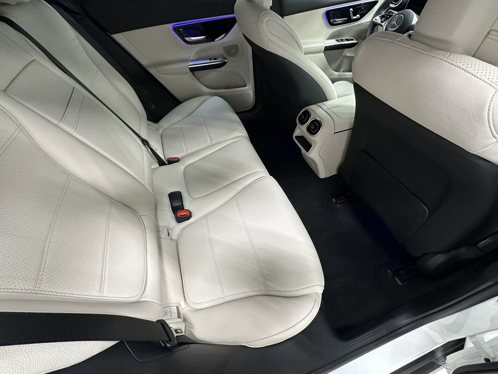 Certified 2025 Mercedes-Benz GLC 350e 4MATIC image 17