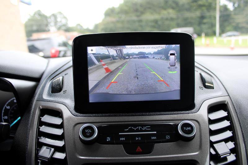 Used 2019 Ford Transit Connect XLT image 25