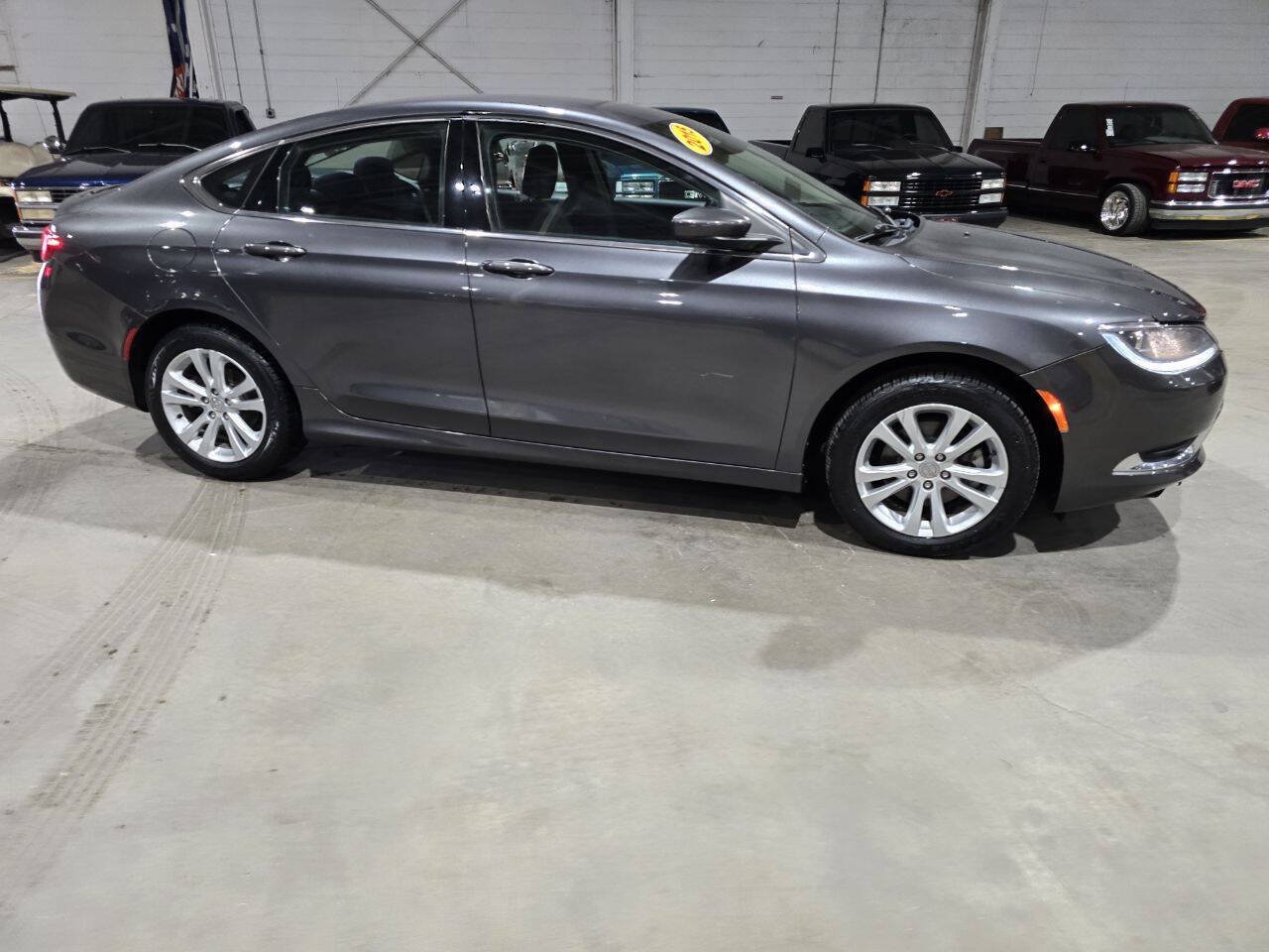 Used 2015 Chrysler 200 Limited w/ Convenience Group FWD image 14