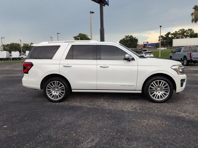 Used 2023 Ford Expedition Platinum AWD/4WD image 4