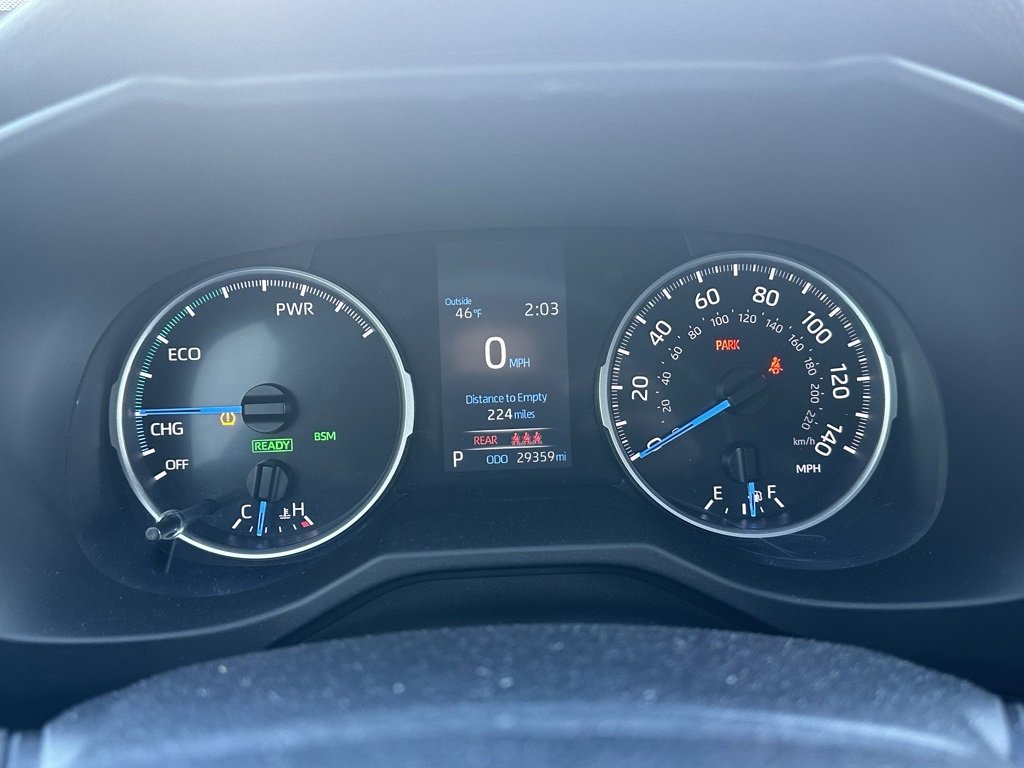 Used 2021 Toyota RAV4 LE image 22