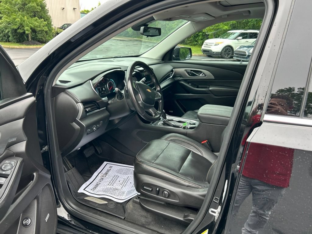 Used 2019 Chevrolet Traverse LT AWD/4WD image 13