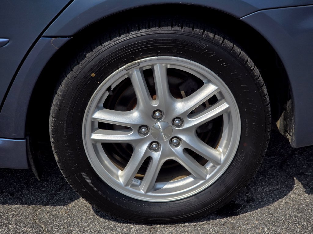 Used 2005 Subaru Legacy 2.5i AWD/4WD image 20