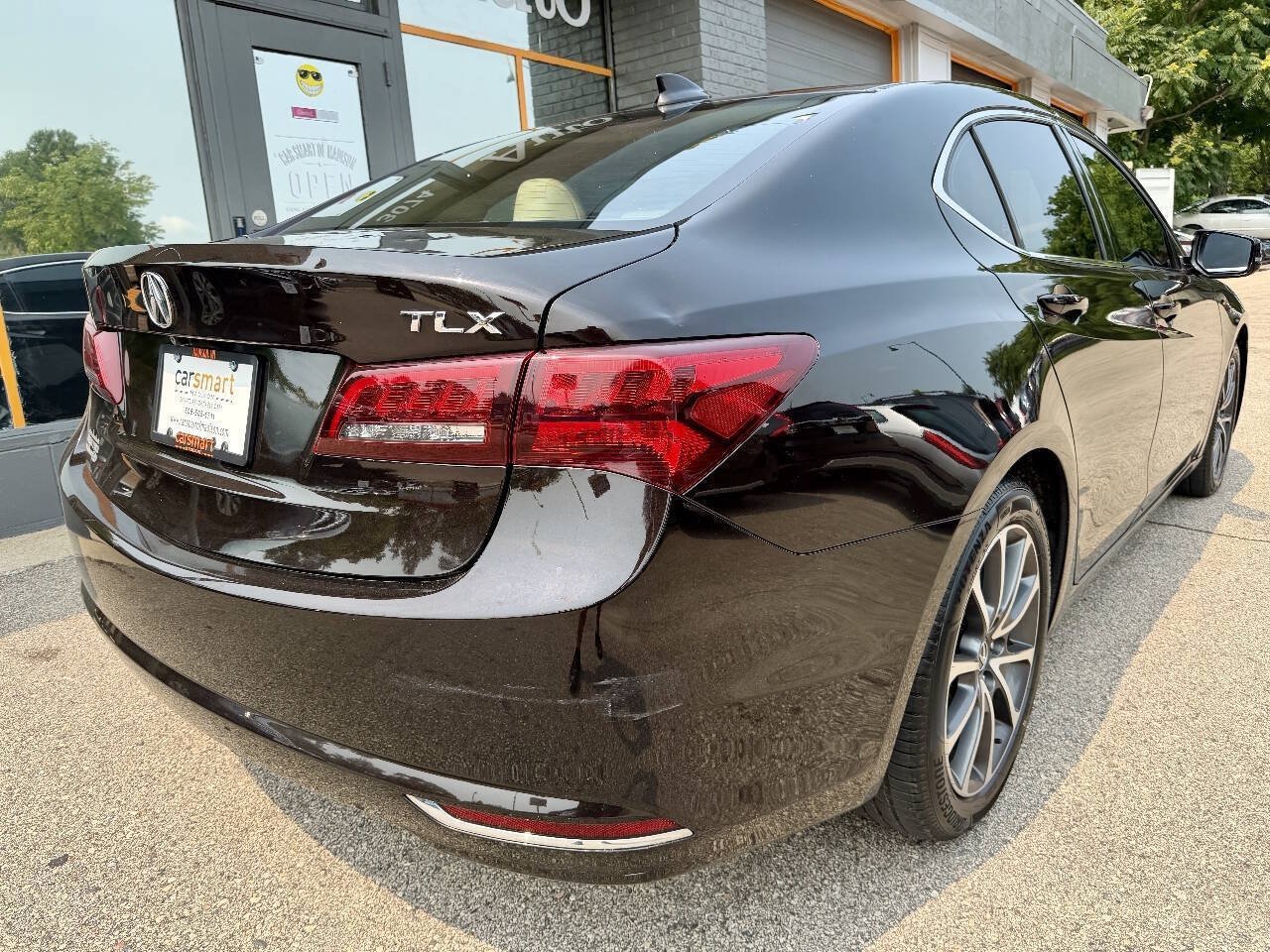 Used 2016 Acura TLX w/ Technology Package FWD image 8