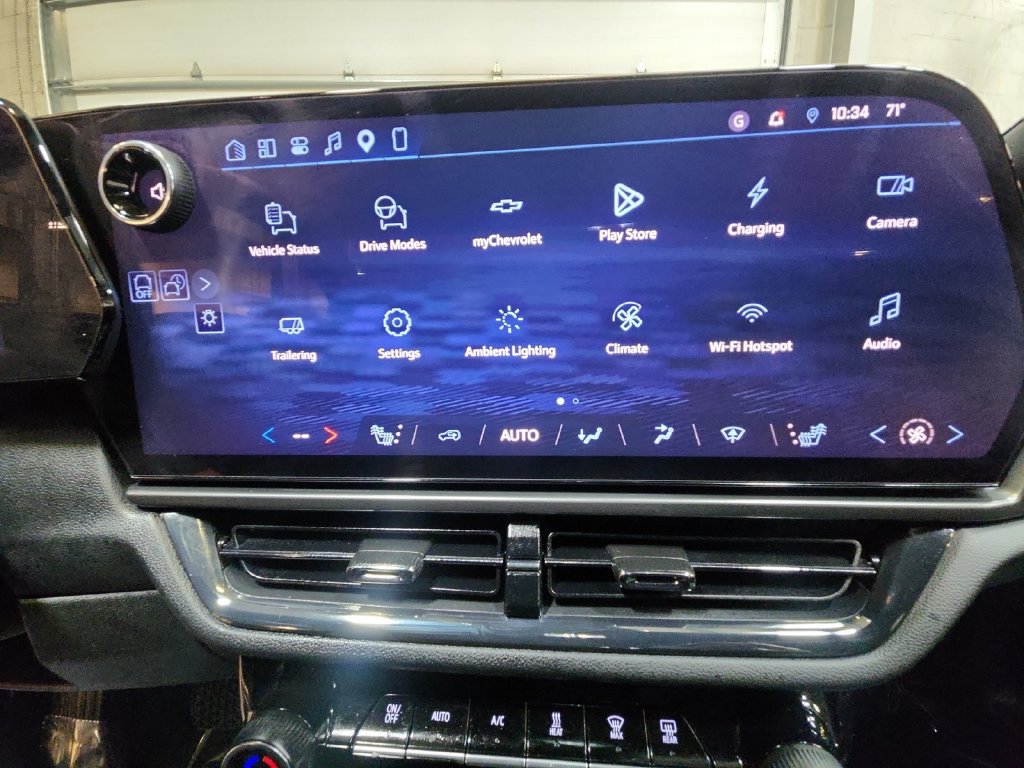 Certified 2026 Chevrolet Equinox EV RS AWD/4WD image 19