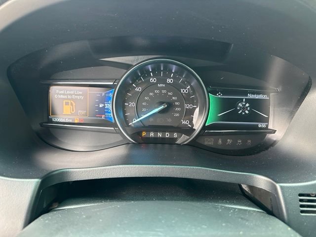 Certified 2019 Ford Explorer Limited w/ Class III Trailer Tow Package AWD/4WD image 32