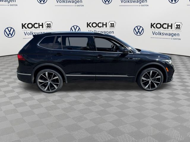 Used 2022 Volkswagen Tiguan SEL R-Line AWD/4WD image 9